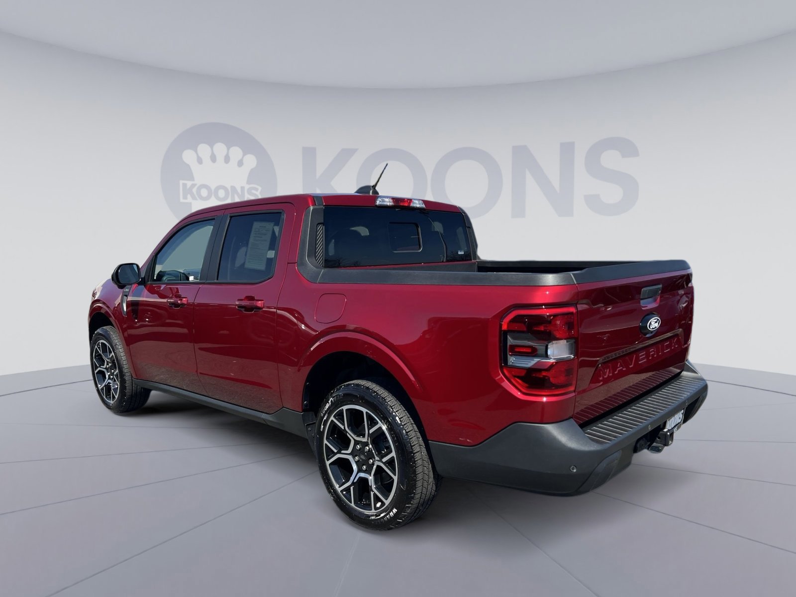 Certified 2025 Ford Maverick Lariat w/ 4K Tow Package image 3
