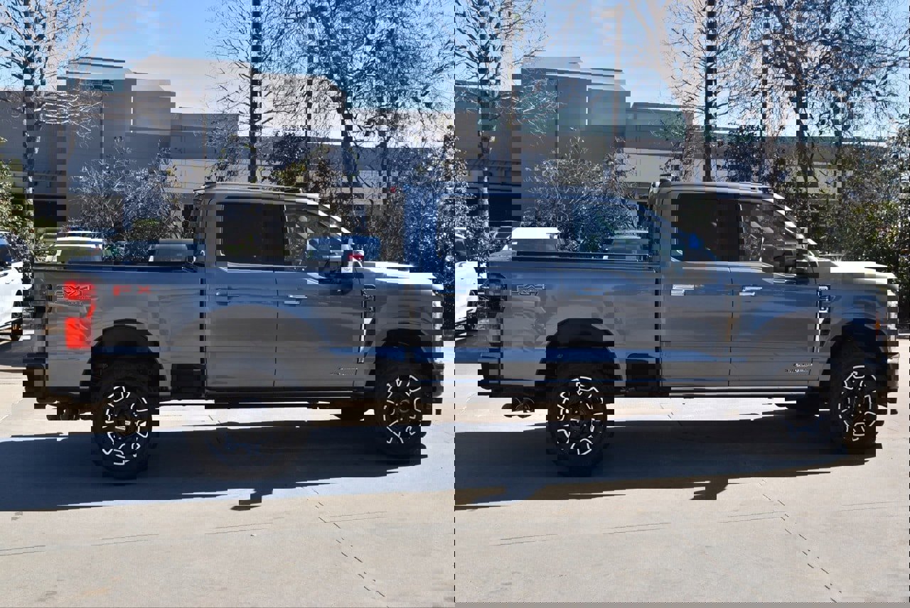 Certified 2024 Ford F250 Platinum w/ FX4 Off-Road Package image 6