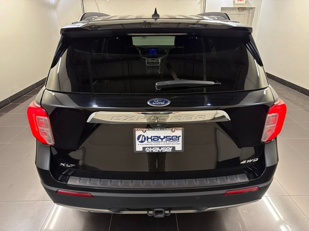Certified 2024 Ford Explorer XLT w/ Equipment Group 202A AWD/4WD image 5
