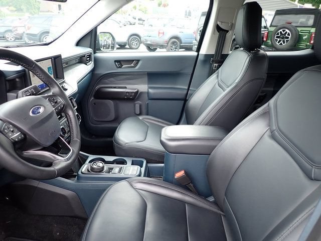 Certified 2024 Ford Maverick Lariat w/ Black Appearance Package AWD/4WD image 11
