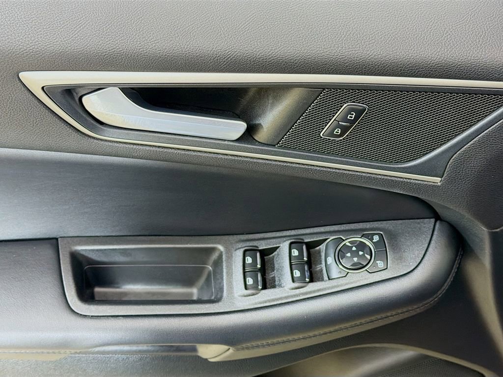 Certified 2023 Ford Edge SEL w/ Convenience Package AWD/4WD image 26