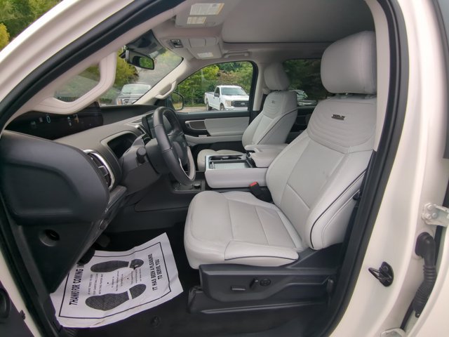 Certified 2025 Ford Expedition Max Platinum w/ Platinum Ultimate Package AWD/4WD image 14