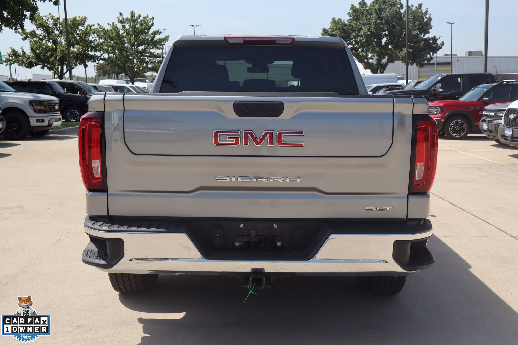 Used 2025 GMC Sierra 1500 SLT AWD/4WD image 4