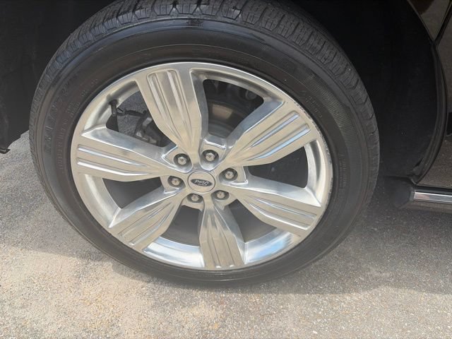 Certified 2023 Ford Expedition Max Platinum RWD image 21