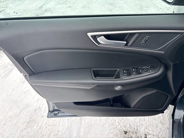 Certified 2024 Ford Edge SEL w/ Convenience Package image 16