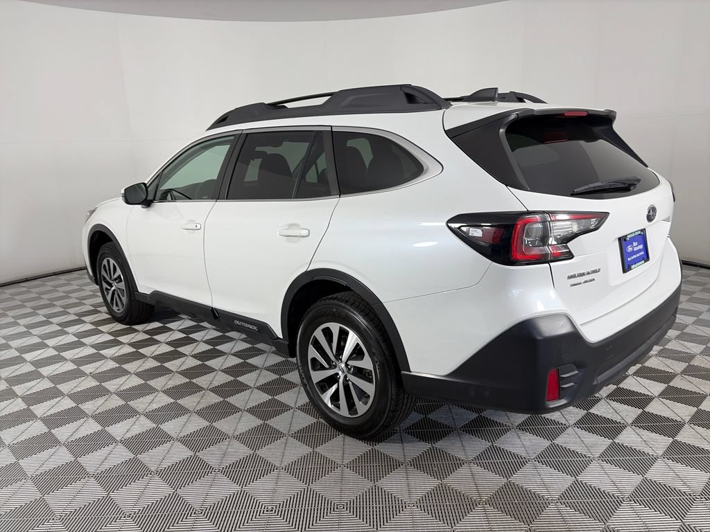 Used 2022 Subaru Outback Premium AWD/4WD image 5