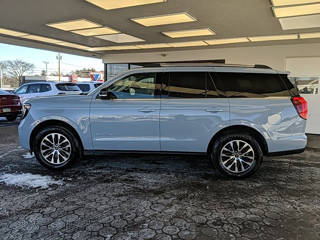 Certified 2025 Ford Expedition Platinum image 6