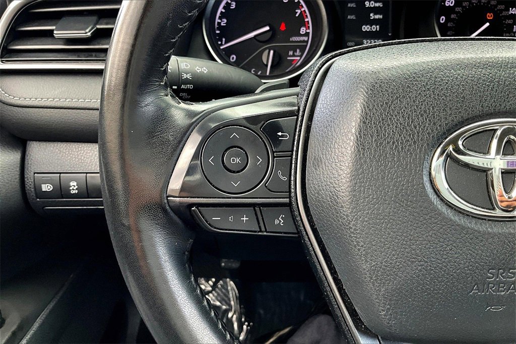 Used 2024 Toyota Camry SE image 17