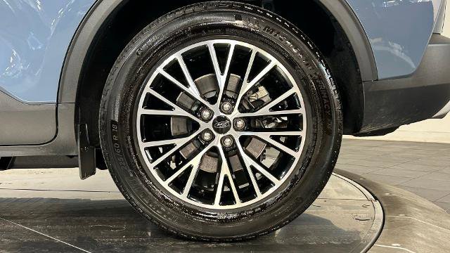 Certified 2024 Ford Escape SE FWD image 23