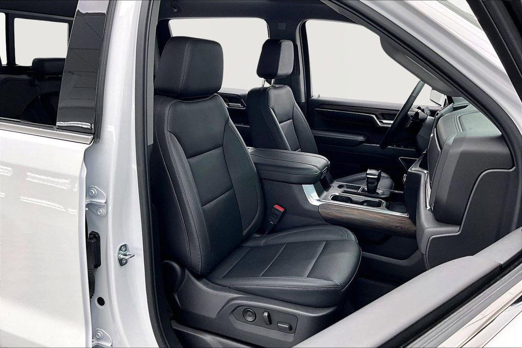 Used 2024 GMC Sierra 1500 SLT w/ SLT Premium Package image 7