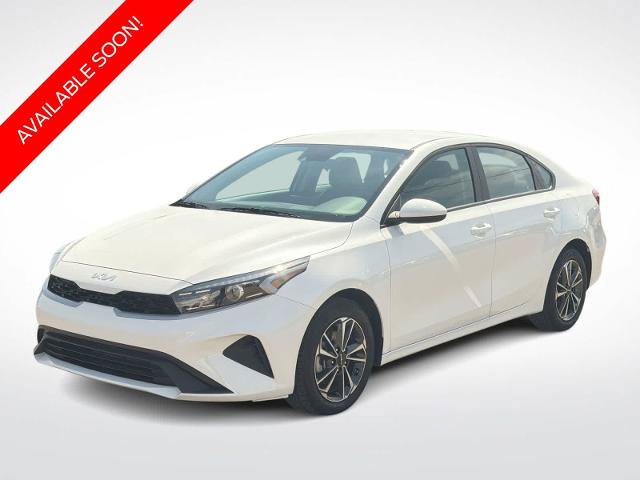 Used 2024 Kia Forte LXS FWD image 4