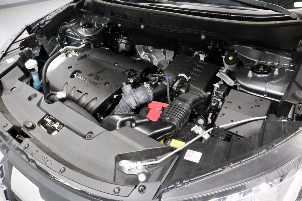 Used 2025 Mitsubishi Outlander Sport ES AWD/4WD image 17