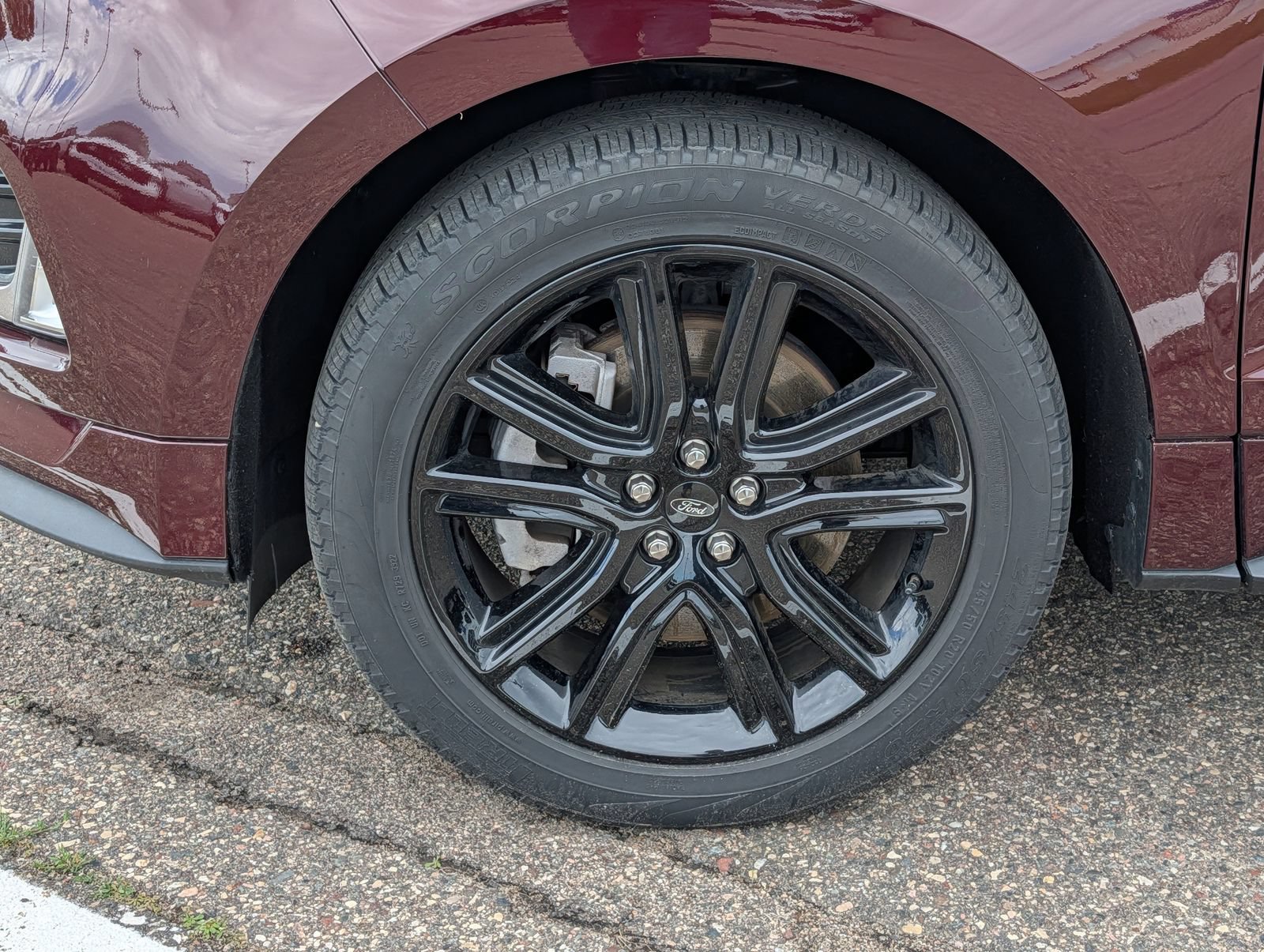 Certified 2023 Ford Edge ST-Line w/ Class II Trailer Tow Package AWD/4WD image 11
