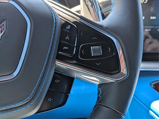 Used 2025 Chevrolet Corvette Stingray Premium Cpe w/ Z51 Performance Package RWD image 13