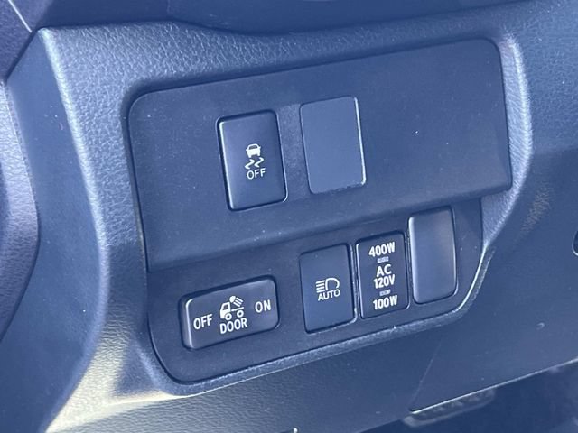 Used 2021 Toyota Tacoma TRD Off-Road w/ TRD Premium Off Road Package AWD/4WD image 24