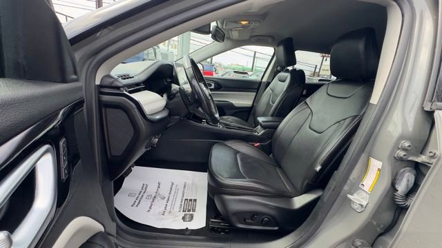 Used 2022 Jeep Compass Limited w/ Elite Group image 16