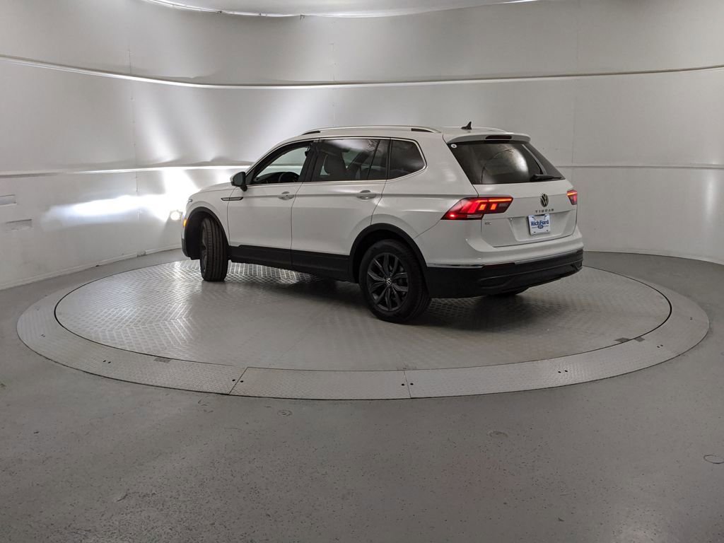 Used 2022 Volkswagen Tiguan SE image 4