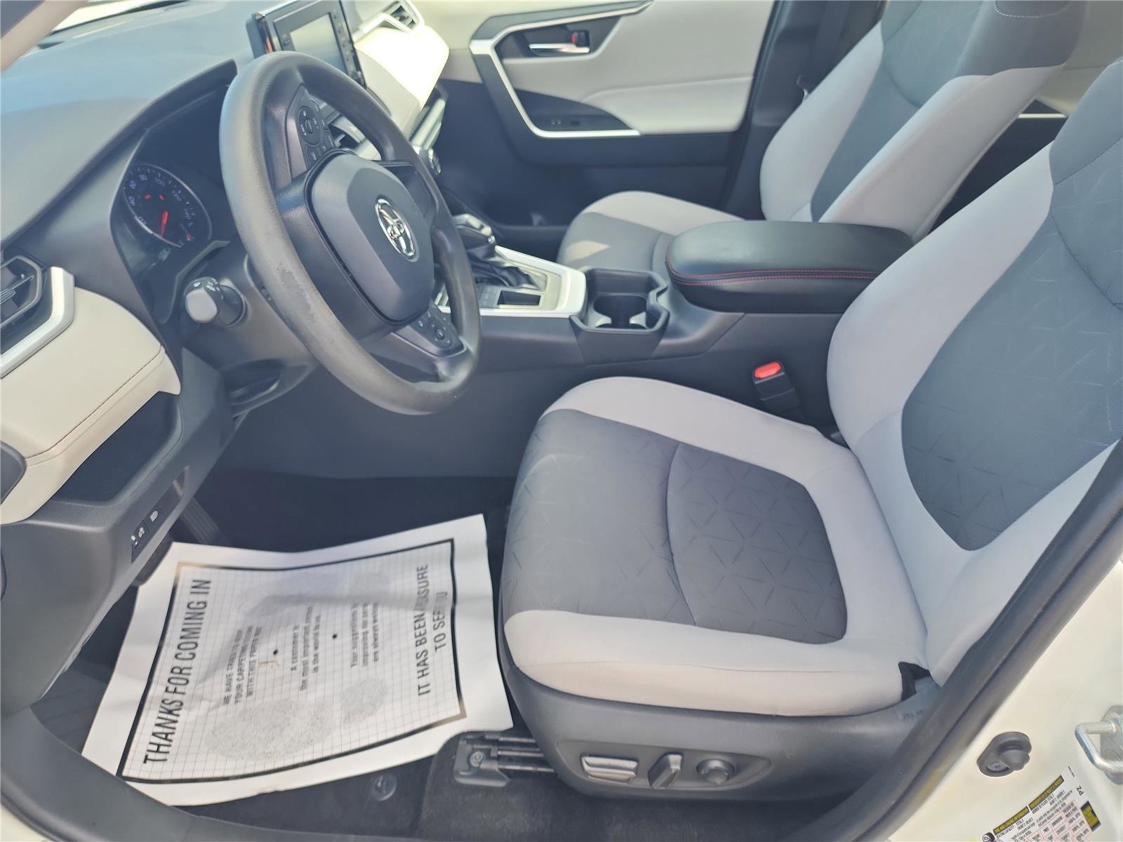 Used 2021 Toyota RAV4 XLE image 17