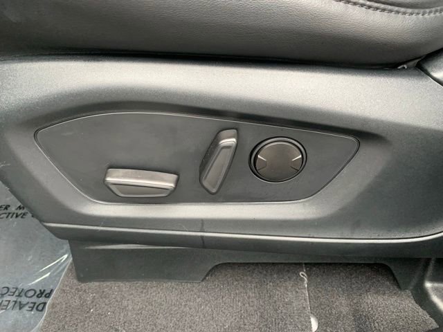 Certified 2023 Ford Explorer XLT w/ Equipment Group 202A image 15