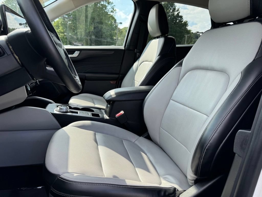 Certified 2023 Ford Escape Platinum AWD/4WD image 15