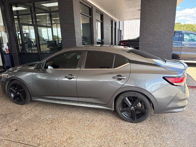 Used 2021 Nissan Sentra SR FWD image 2