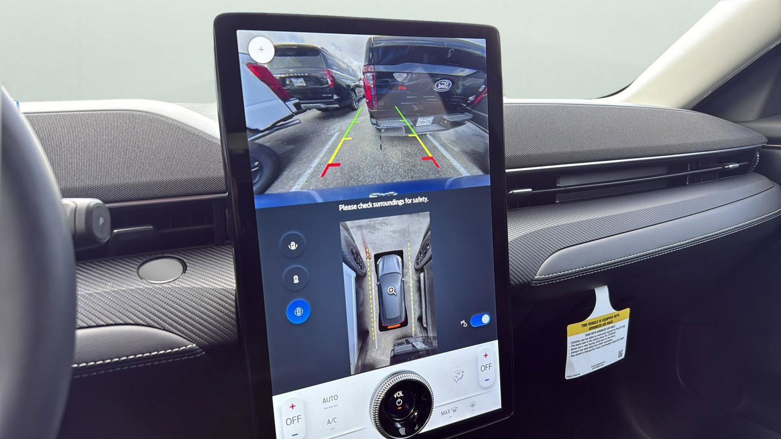 Certified 2025 Ford Mustang Mach-E Select image 19