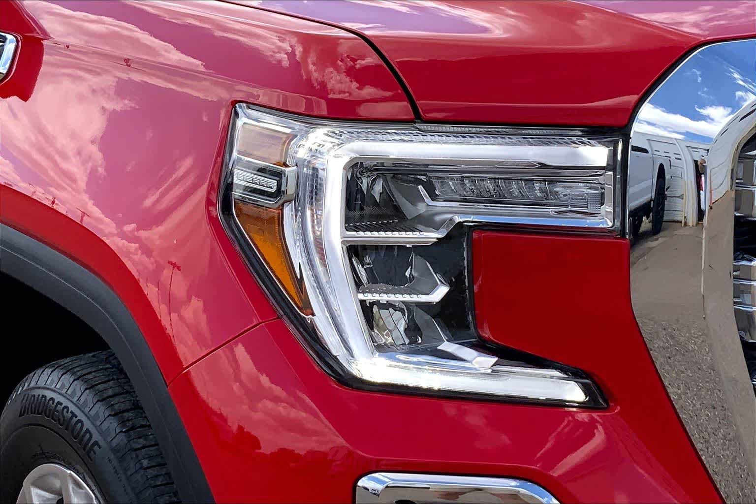 Used 2021 GMC Sierra 1500 SLT RWD image 28