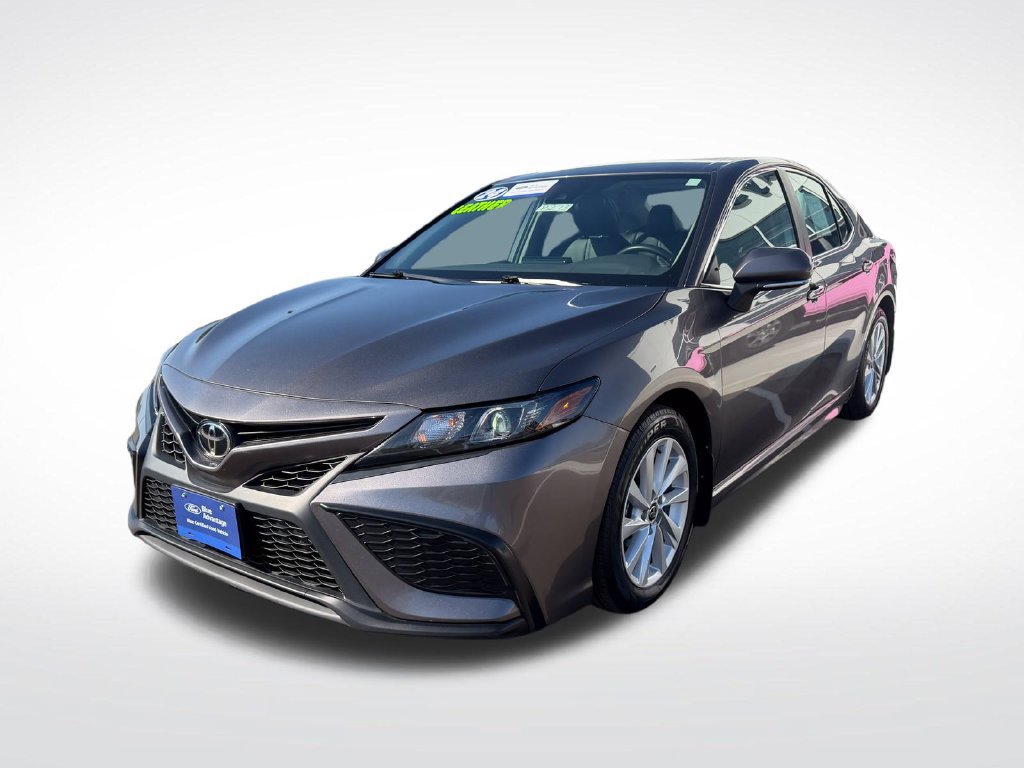 Used 2024 Toyota Camry SE FWD image 7
