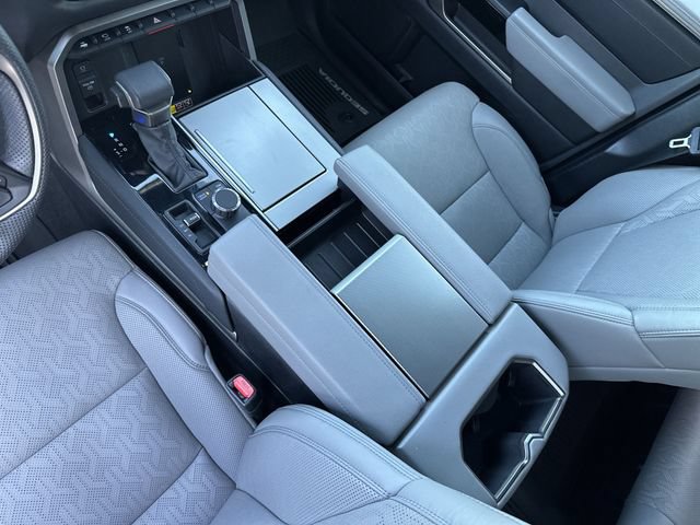 Used 2025 Toyota Sequoia Limited AWD/4WD image 22