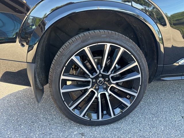 Used 2026 Volvo XC90 B6 Plus w/ Protection Package Premier AWD/4WD image 16