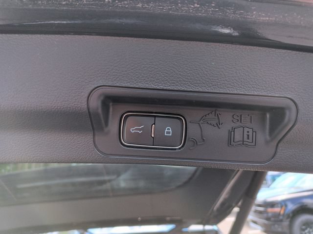 Certified 2023 Ford Explorer Limited w/ Equipment Group 301A AWD/4WD image 23