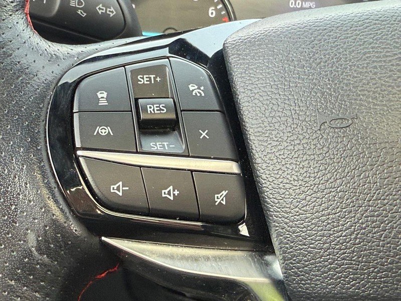 Certified 2022 Ford Explorer ST-Line w/ Class IV Trailer Tow Package image 19