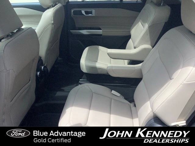 Certified 2022 Ford Explorer XLT w/ Equipment Group 202A AWD/4WD image 31