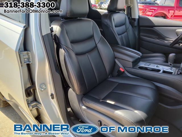 Used 2023 Nissan Murano SV image 22