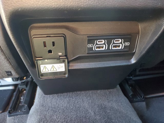 Used 2022 Jeep Grand Cherokee Summit w/ Adv Protech Group IV image 19