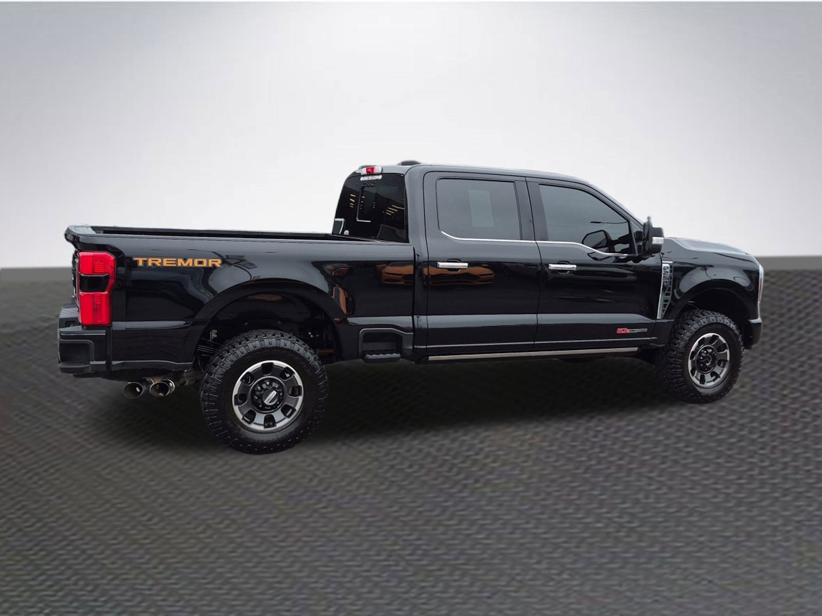 Certified 2024 Ford F250 Platinum w/ Tremor Off-Road Package image 4