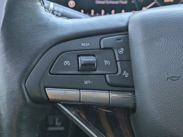 Used 2023 Cadillac Escalade Luxury AWD/4WD image 27