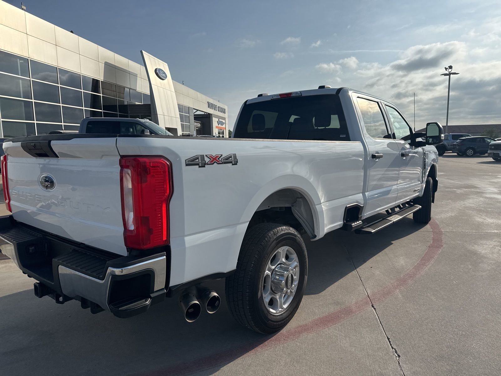 Certified 2025 Ford F350 XLT image 3