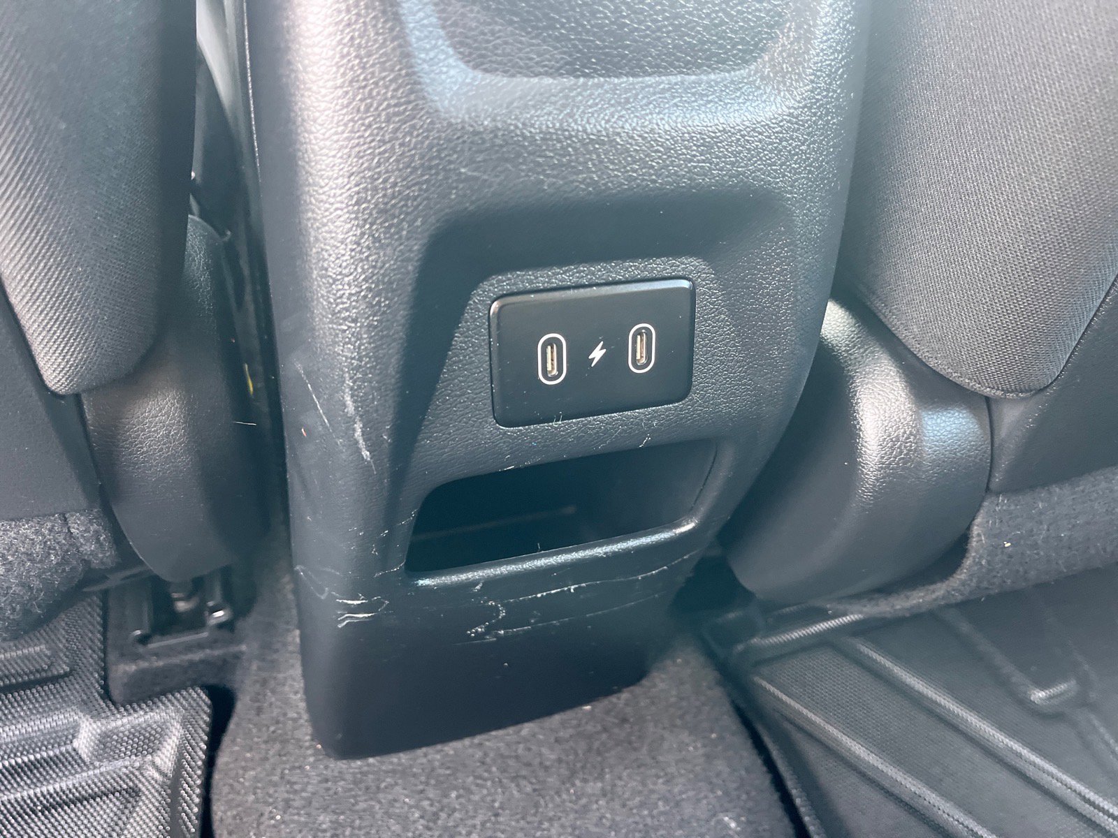 Used 2025 Hyundai Venue SEL FWD image 19
