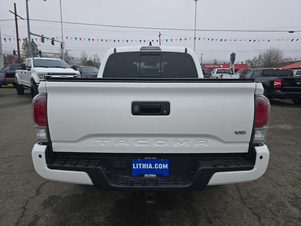 Used 2021 Toyota Tacoma TRD Off-Road w/ Technology Package image 4