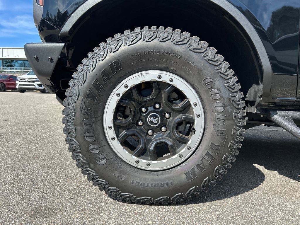 Certified 2024 Ford Bronco Badlands image 7