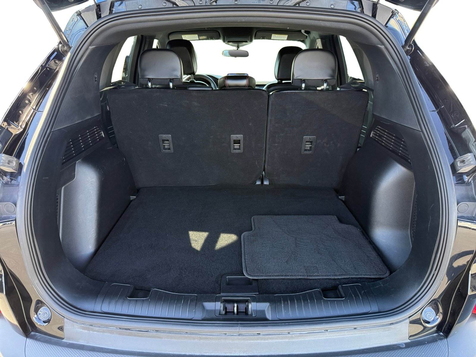 Certified 2025 Ford Escape ST-Line FWD image 17