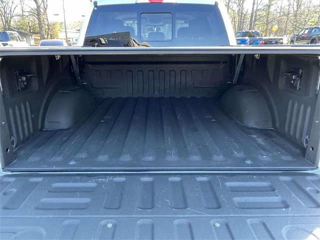 Certified 2017 Ford F150 Lariat image 29