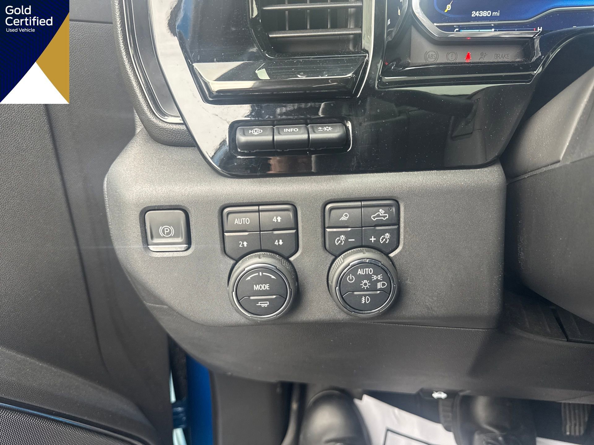 Used 2022 Chevrolet Silverado 1500 ZR2 w/ Technology Package image 44