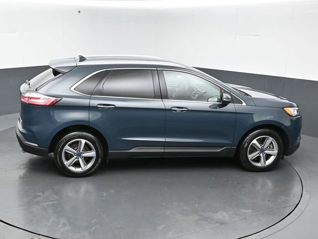 Certified 2019 Ford Edge Titanium w/ Cold Weather Package AWD/4WD image 48