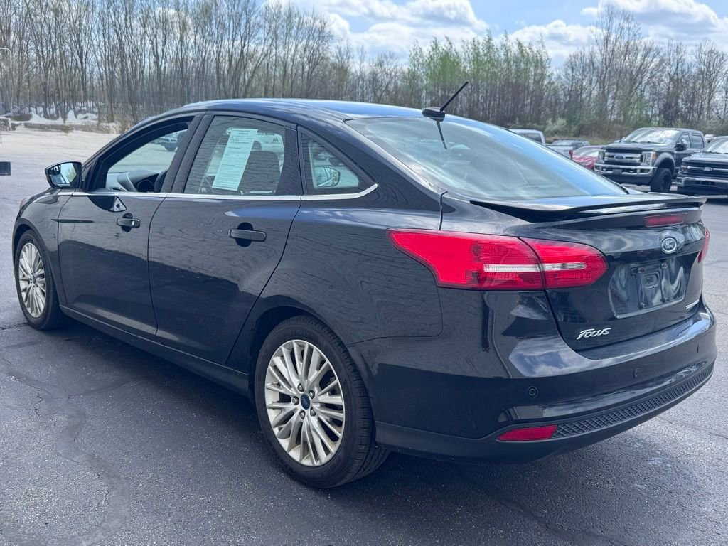 Certified 2017 Ford Focus Titanium FWD image 4