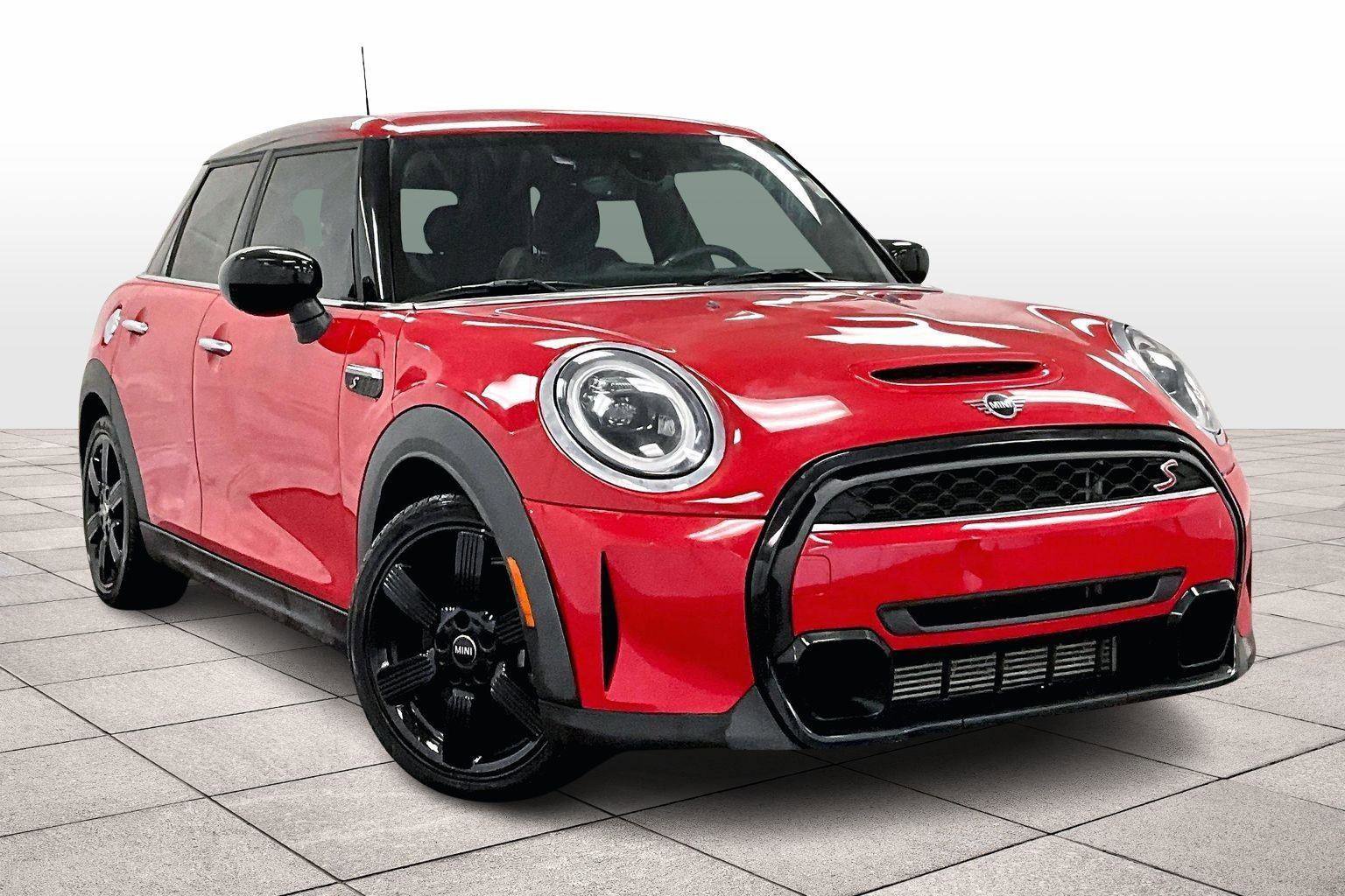 Used 2023 MINI Cooper S image 2