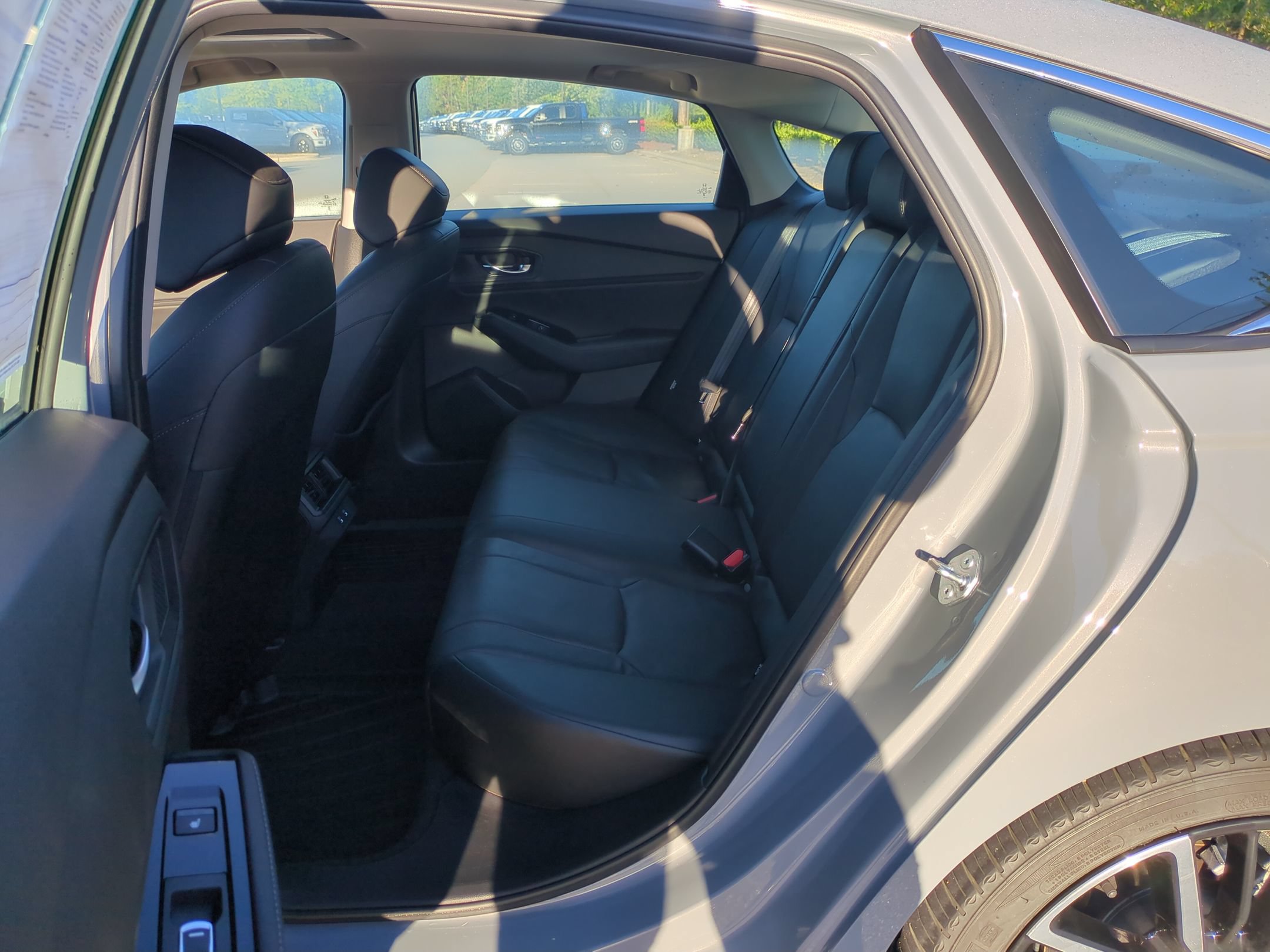 Used 2023 Honda Accord Touring image 28