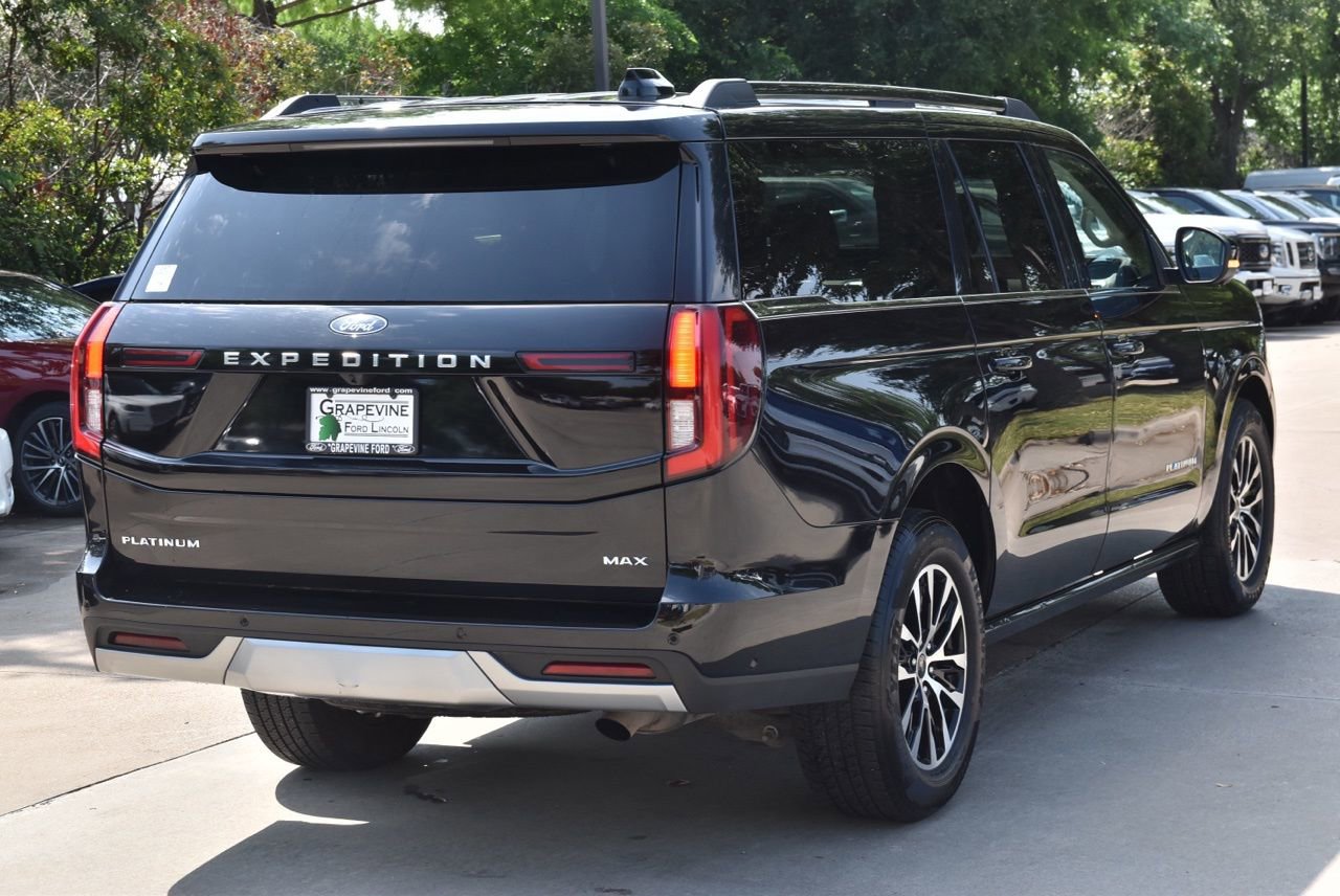 Certified 2025 Ford Expedition Max Platinum AWD/4WD image 8