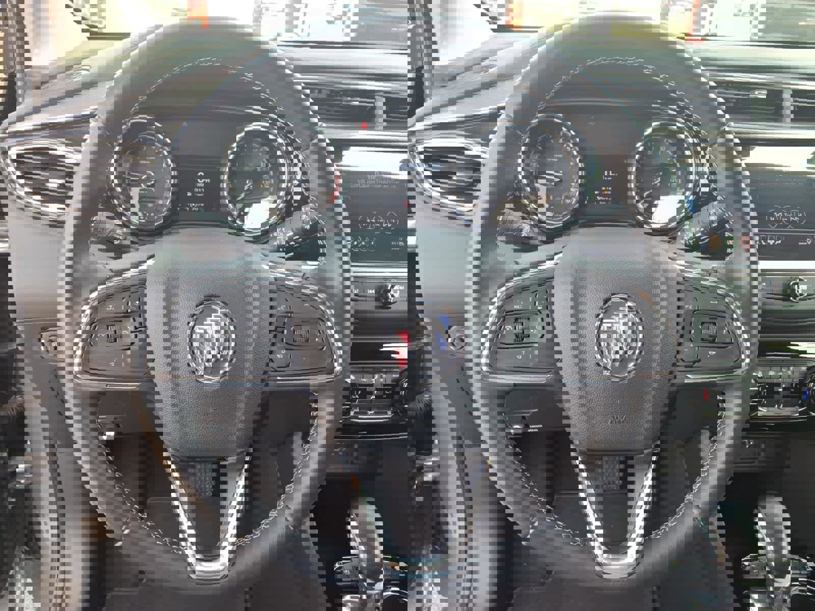 Used 2022 Buick Encore GX Select image 8